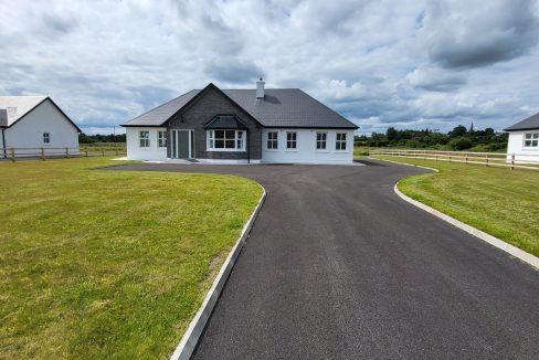 4 Bedroom Bungalow Farnbeg Grove