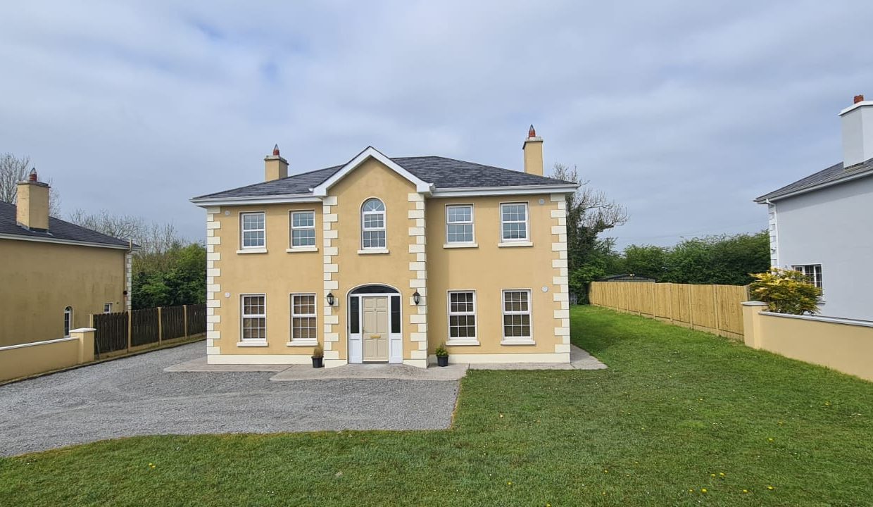 4 Bedroom Detached House The Rookery