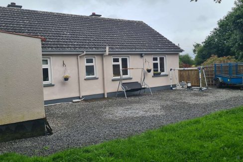 4 Bedroom Bungalow Carrowclogher