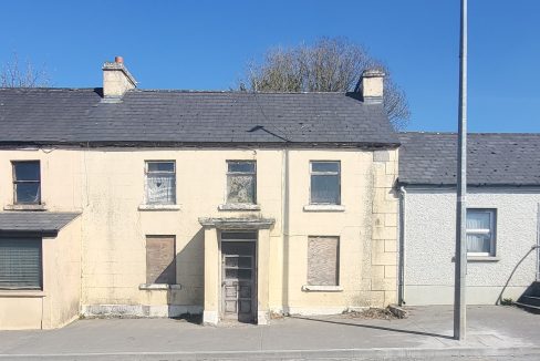 1052 - Farnbeg